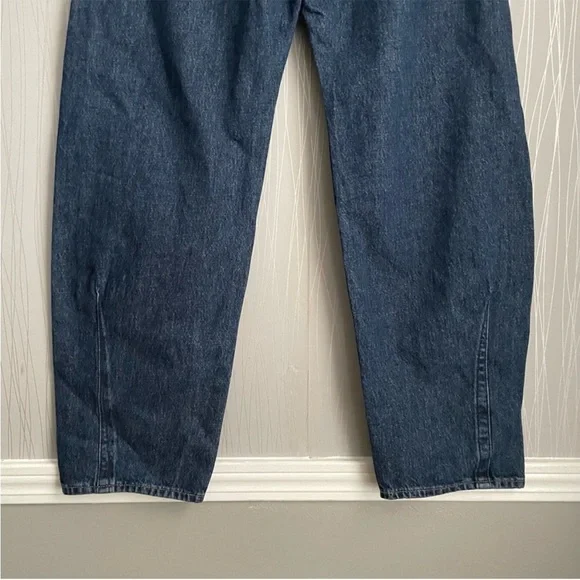 NWT Levi’s Cinch Barrel Jeans - Picture 11 of 16